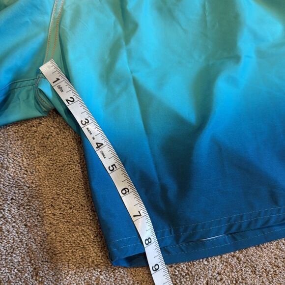 Nike Swim Trunks - Men’s size XL  very good condition only  worn once! - Picture 5 of 5